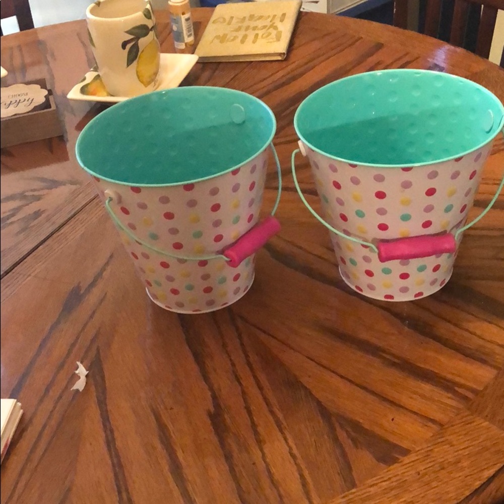 Tin buckets polka dot